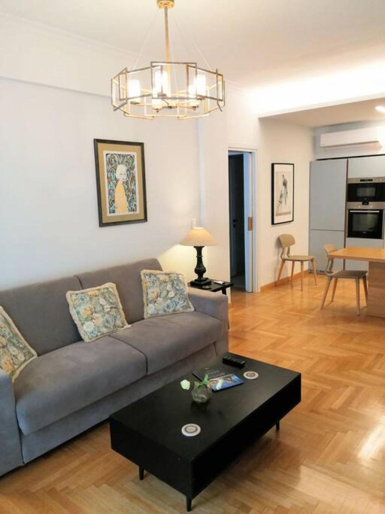 Elegant Apartment In Acropolis Atenas Exterior foto